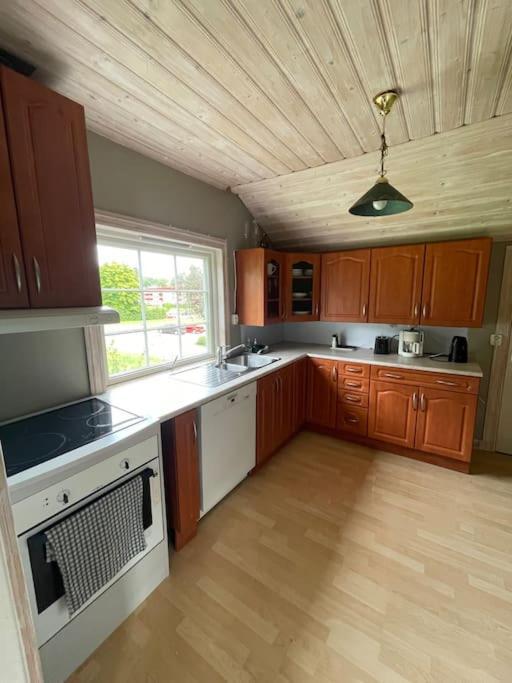 Large Cozy Villa Between Stockholm And Oslo Åmotfors Екстериор снимка